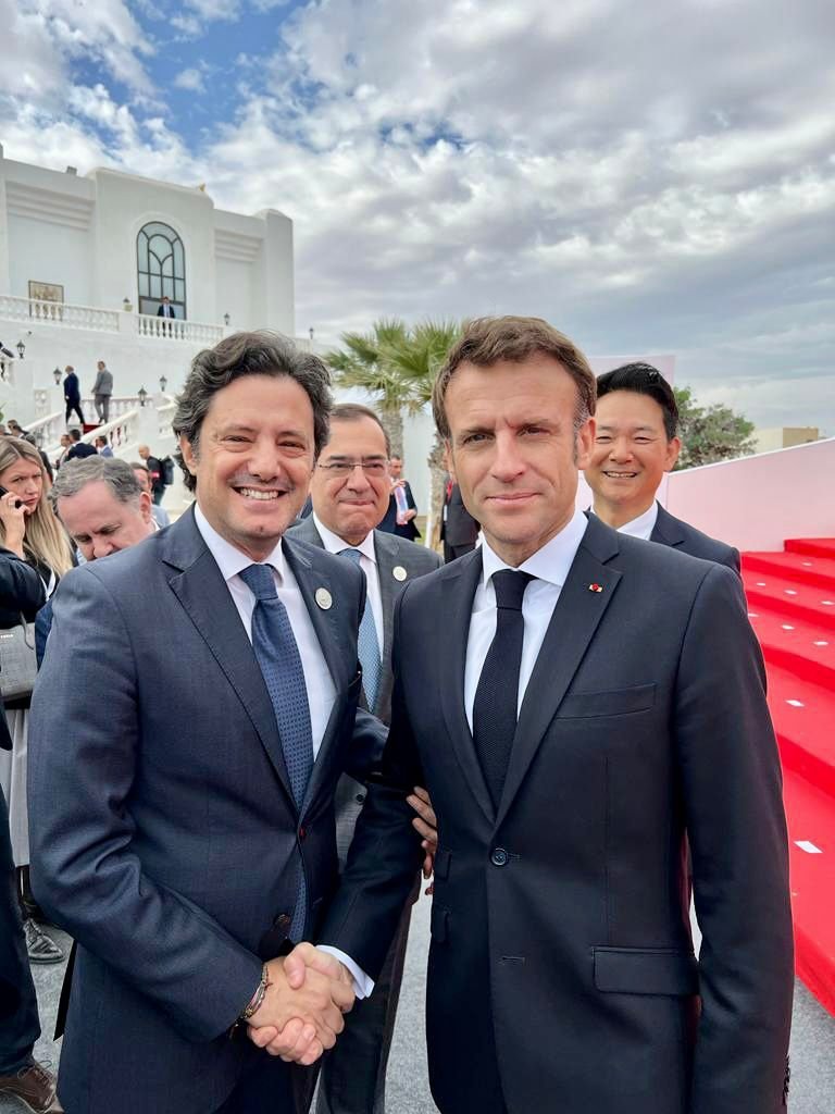 المكاري التقى ماكرون