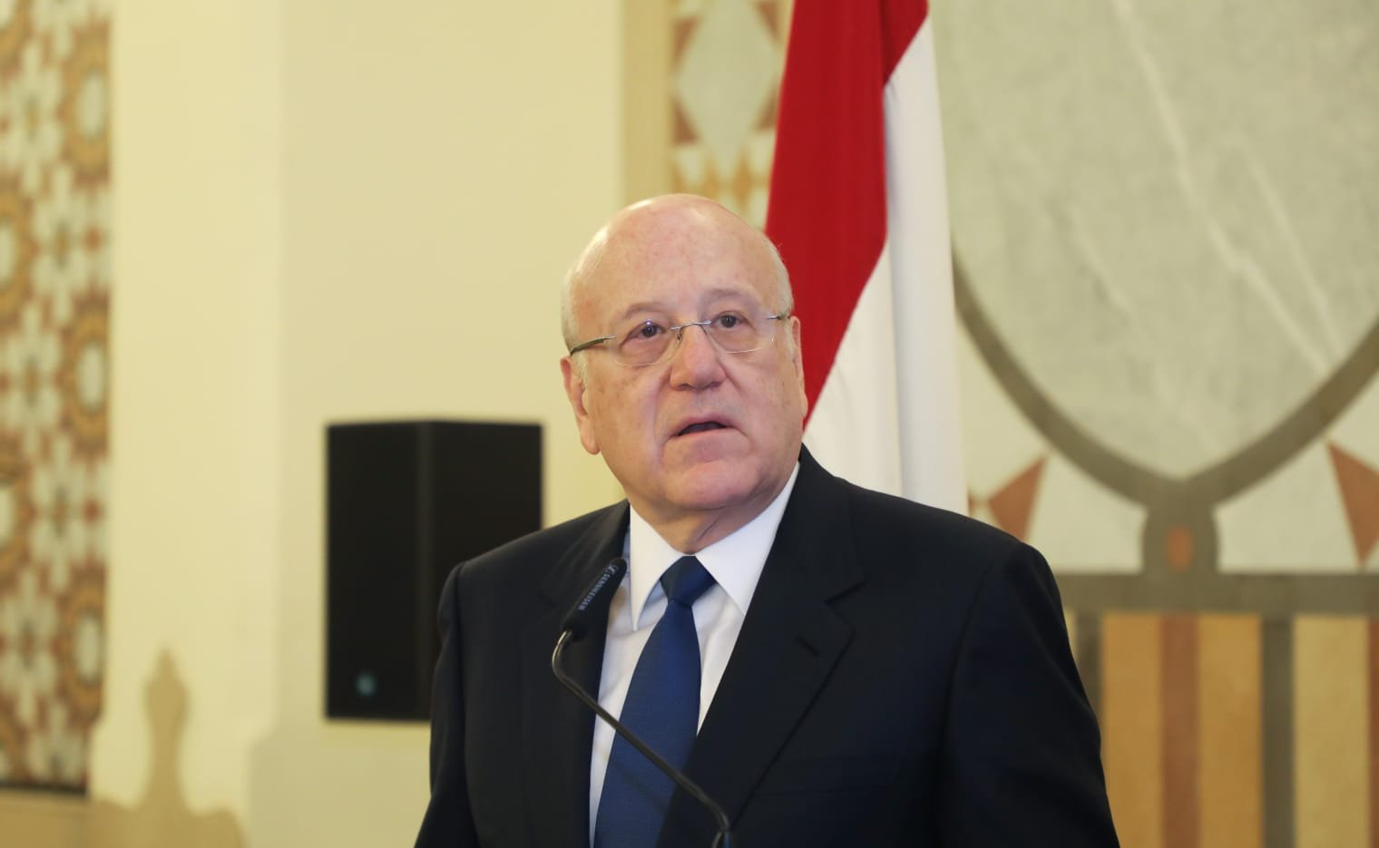 الاعتداء على “الجديد”: ميقاتي يتصل بمولوي لضبط الأمن واتخاذ التدابير اللازمة