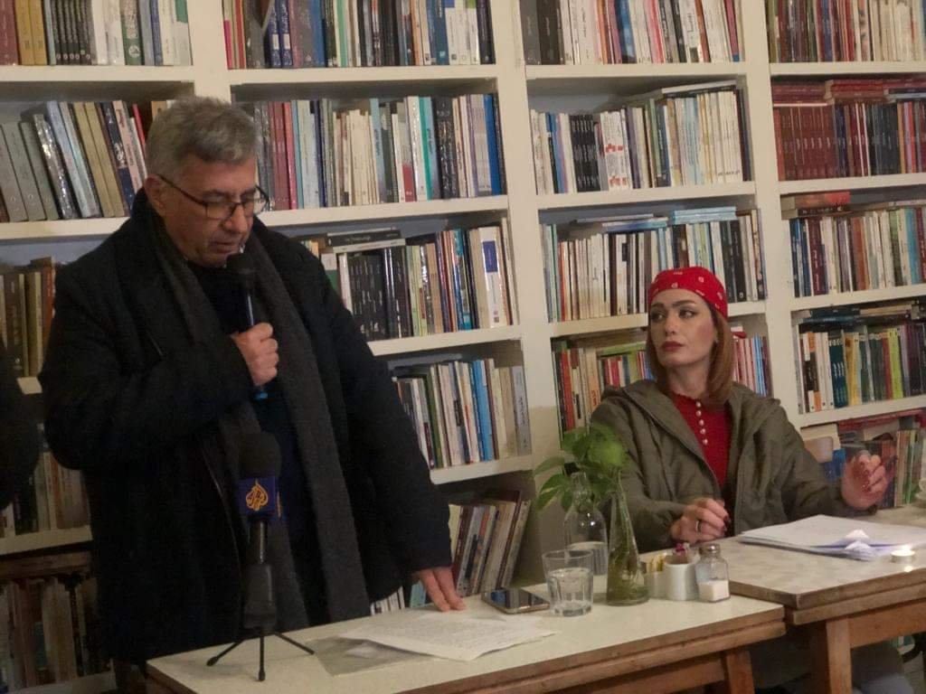 حفل توقيغ “خلل طفيف في السفرجل” في يافا للأسير الشاعر أحمد عارضة .