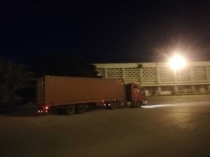 معلنا وصول أجهزة سكانر إلى المطار.. حمية: خطوة حاسمة لدحض الافتراءات والأكاذيب