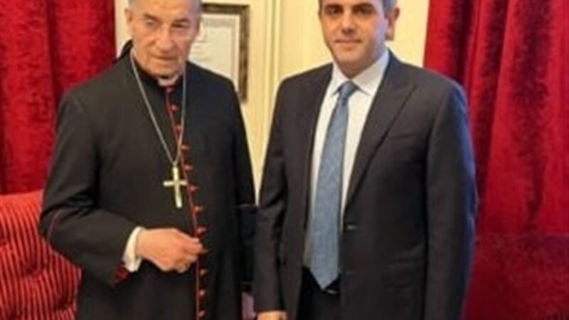 حواط من بكركي : نريد انتخاب رئيس لكن ليس أي رئيس