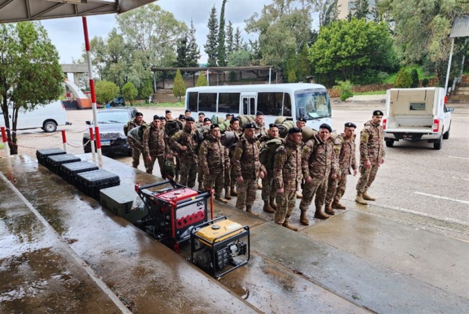 عناصر من الجيش والدفاع المدني والصليب الأحمر توجهوا الى تركيا للمساعدة في عمليات الانقاذ
