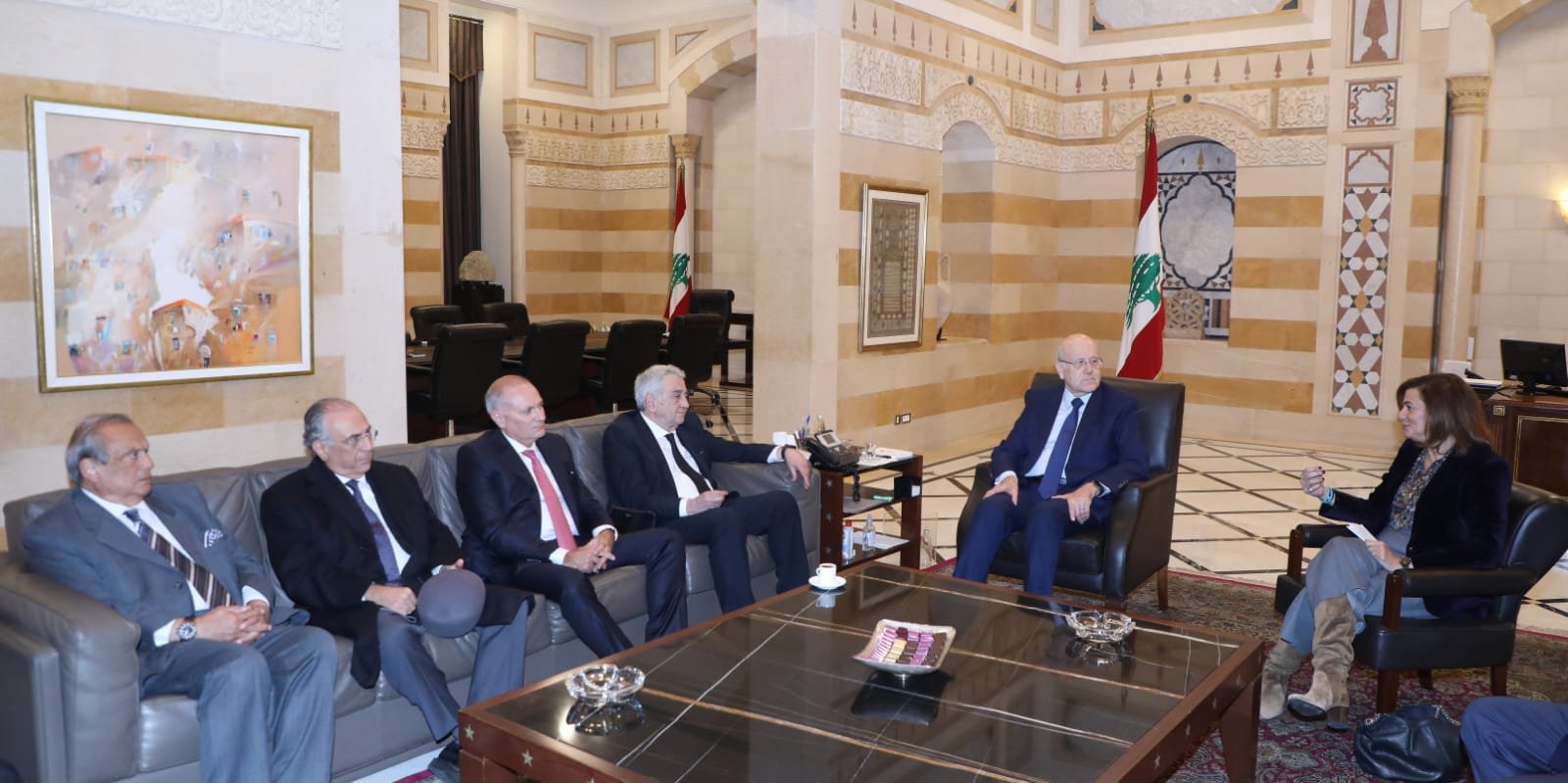 جمعية المصارف بعد لقاء ميقاتي : نخضع للقانون وقد ابلغنا السلطات القضائية والسياسية ان هناك خللا بحسن سير المرفق العام القضائي