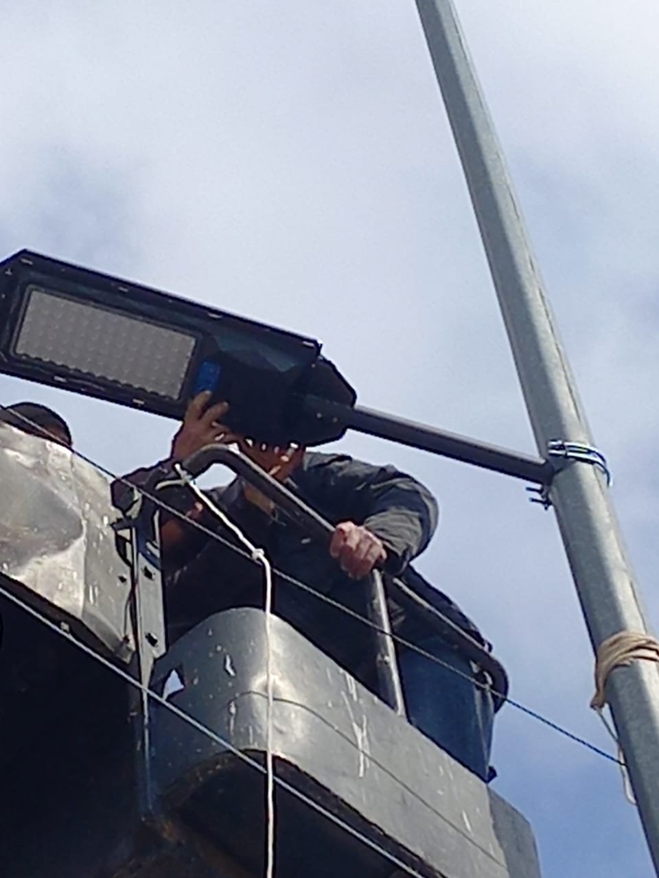 جمعية “مرعي” أضاءت شوارع جزين الجنوبية بالطاقة الشمسية