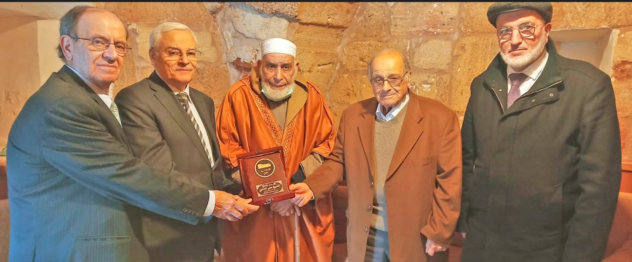 تحت عنوان” طرابلس تكبر برجالاتها وعلمائها”لقاء حافل بالذكريات بين #لقاء الأحد# والشيخ الشلبي.&nbsp;