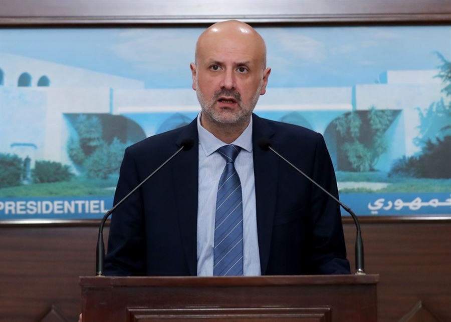 بعد المعلومات عن دخول باخرة مواد خطرة إلى مرفأ بيروت.. هذا ما فعله مولوي!