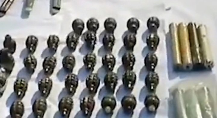 هذا ما عثر عليه في منزل قتلة الرفاعي