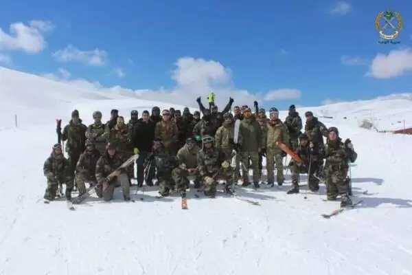 الجيش: دورة قتال جبلي وبحث وإنقاذ لعسكريين من الفوج المجوقل