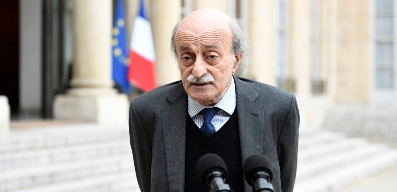 جنلاط في فرنسا : متسمكٌّ بإنتخاب رئيسٍ جديد للجمهورية لا يُشكل تحدياً لأحد وينفذ برنامج الإصلاحات