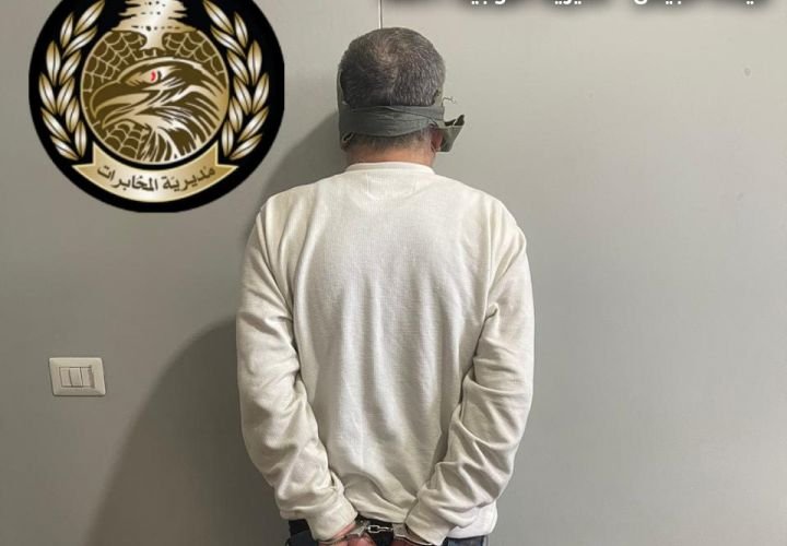 زور مستندا ثبوتيا وتواصل مع مطلوبين وساعدهم .. والقى الجيش القبض عليه