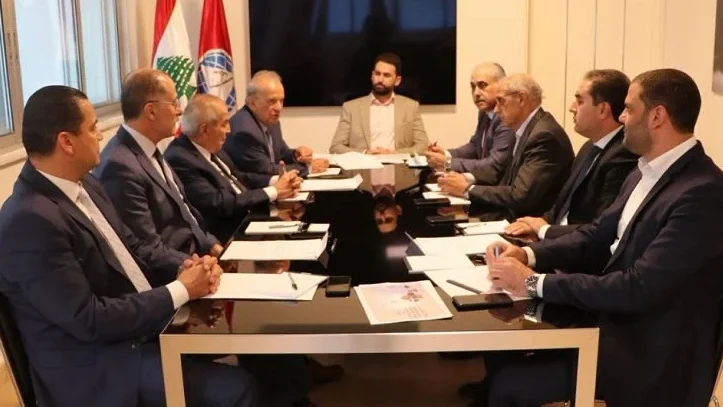 اللقاء الديمقراطي يعلن موقفه حول الانتخابات البلدية: لالتئام مجلس الوزراء لصرف الاعتمادات وفك اضراب الموظفين