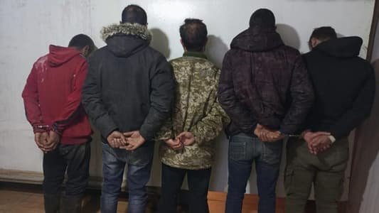 الجيش يوقف مطلوبين بجرم سرقة كابلات وأعمدة كهربائية