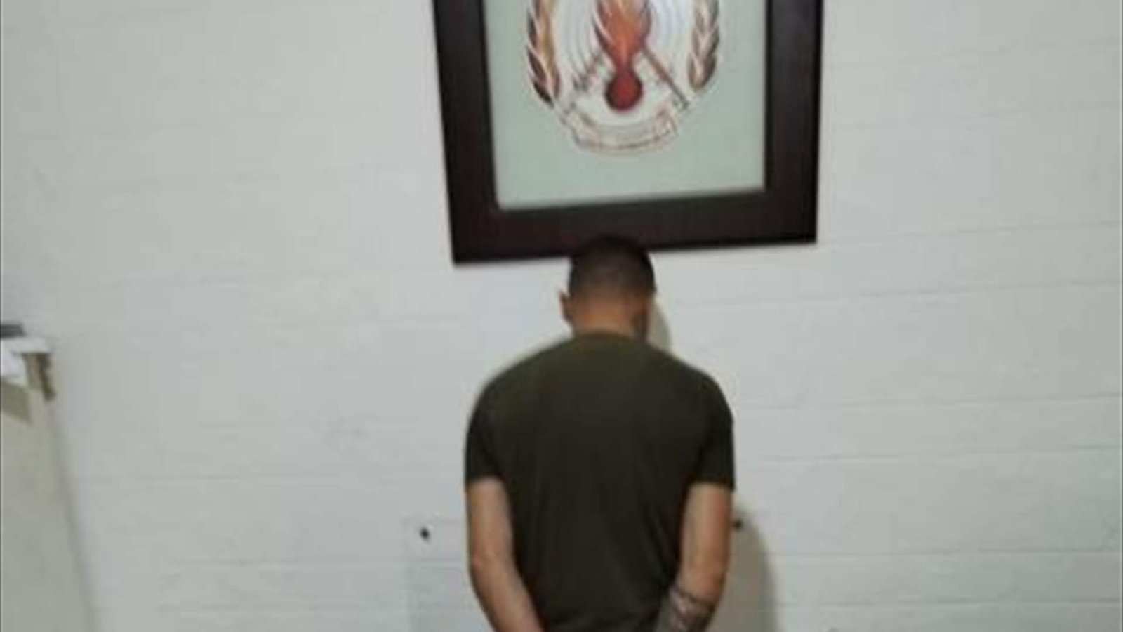 سارق شبكات كهرباء في قبضة قوى الأمن