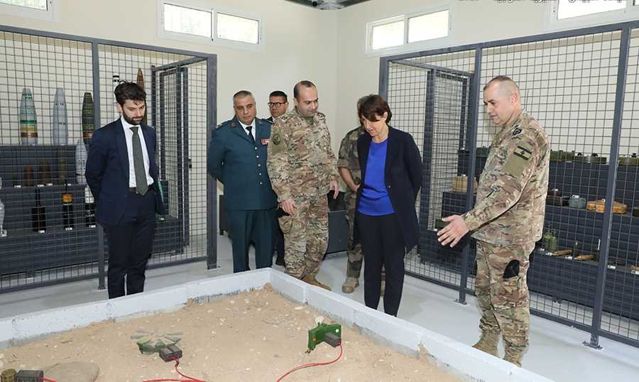 غريو تفتتح مبنى التدريب على التخلص من الذخائر والعبوات