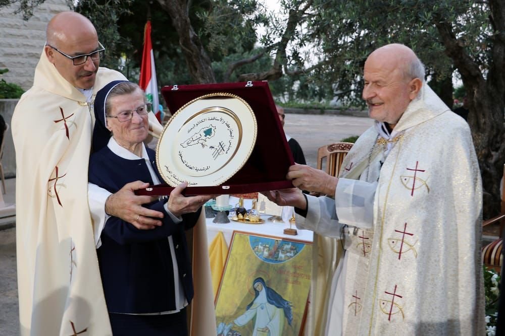 المرشدية العامة للسجون في لبنان كرمت الأخت باسكال خلال قداس إحتفالي ترأسه المطران الحاج