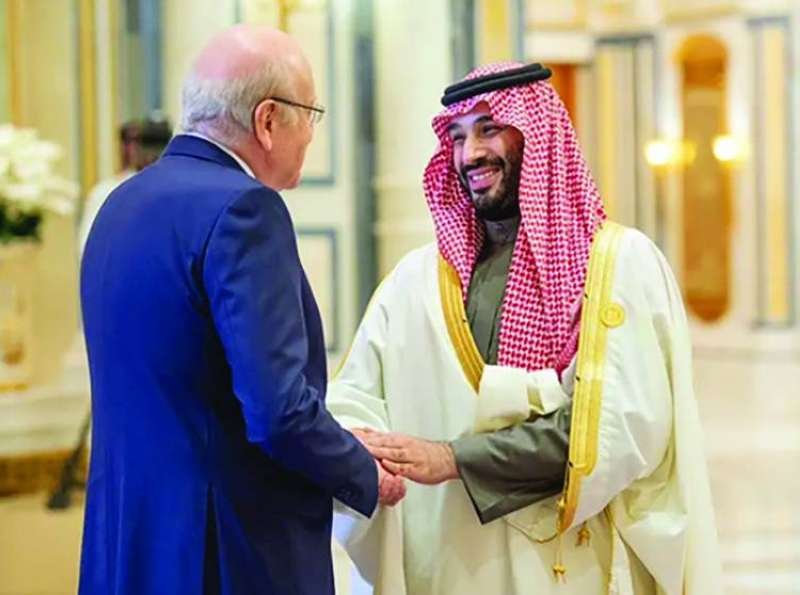 حضور ميقاتي ينقذ لبنان من العزلة على الصعد السياسية والديبلوماسية