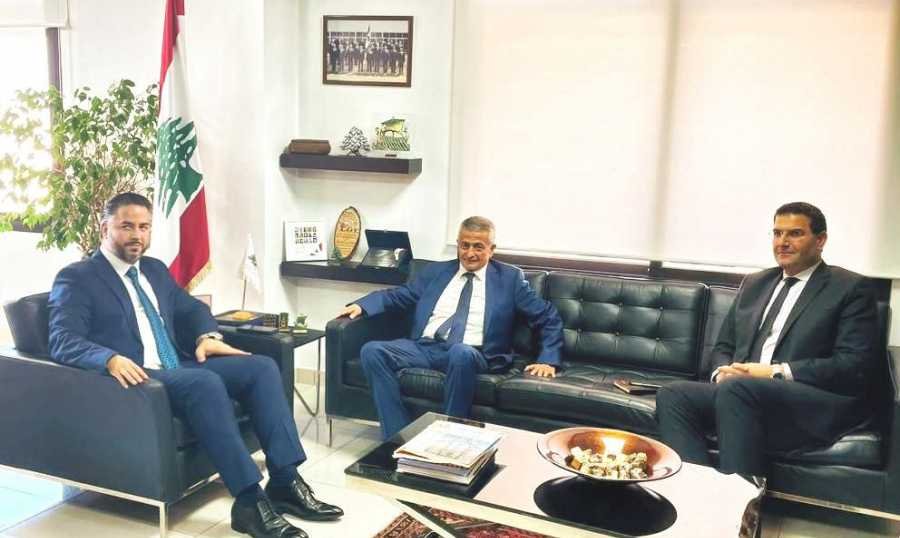 إجتماع في وزارة الاقتصاد والتجارة لاطلاق عملية شراء القمح