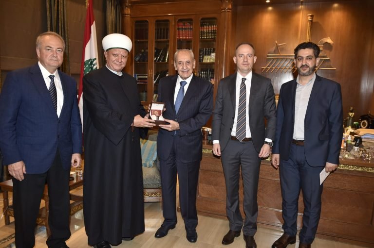 بري يلتقي مفتي موسكو