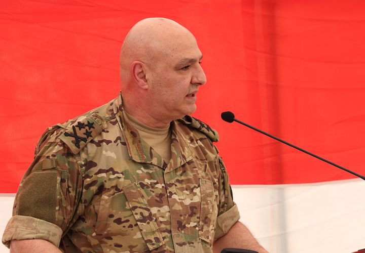 قائد الجيش يضع حجر الأساس لمشروع معالجة النفايات الطبية في اللواء اللوجستي