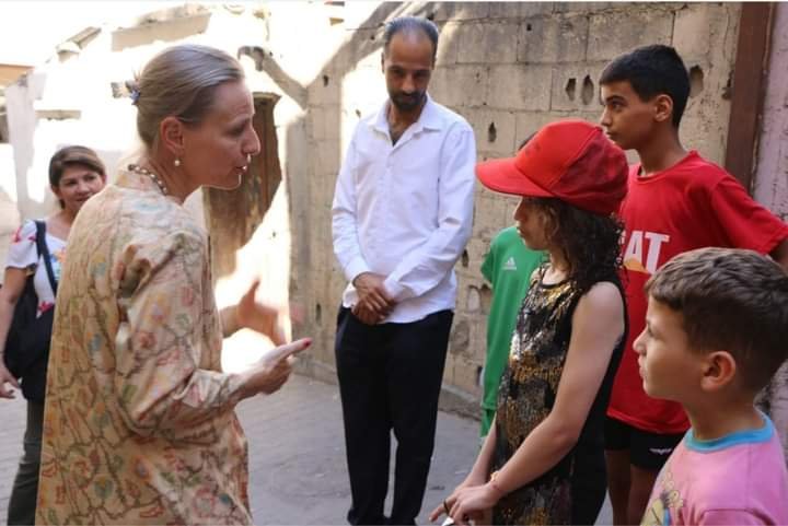 مديرة شؤون الأونروا تزور مخيم البداوي