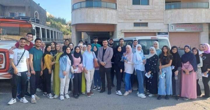 الأونروا تُشيد بإلانجازات التي حققها طلاب سبلين على الرغم من التحديات التي يواجهونها