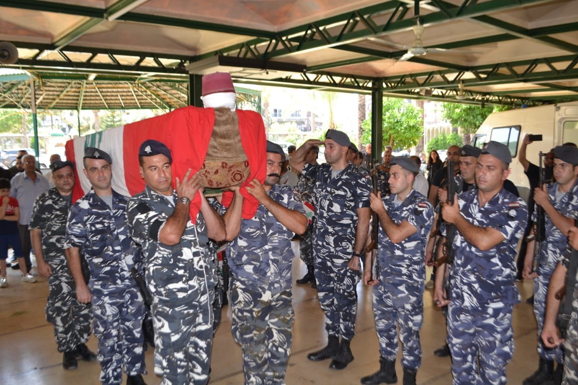 طرابلس شيّعت العميد سامي منقارة في مأتم مهيب