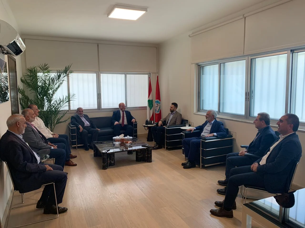 النائب جنبلاط التقى وفداً من الجماعة الإسلامية.. وتأكيدٌ على ضرورة الإسراع في انتخاب رئيس