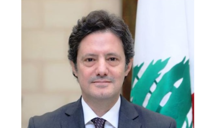 المكاري خلال توقيع رواية “مودهيرا” لعلوان امين الدين: التسامح اساس لبناء كل حوار