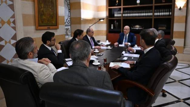 ميقاتي التقى نواب حاكم المركزي : المرحلة الراهنة تتطلب تعاون الجميع للحفاظ على الاستقرار المالي والنقدي النسبي