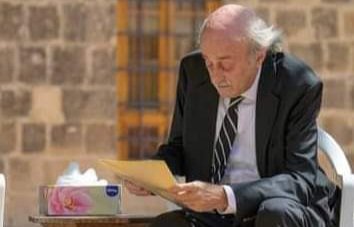 جنبلاط : الأزمة الرئاسية في لبنان عادت إلى نقطة الصفر ويحمل المسؤولية من يغذي النظريات السخيفة لمن يريد الفراغ