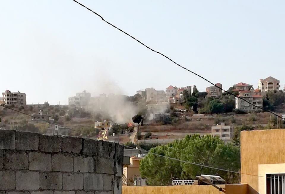 قذائف حارقة على الجنوب وإصابة نقيب في اليونيفيل وتيننتي: هذه الهجمات جريمة