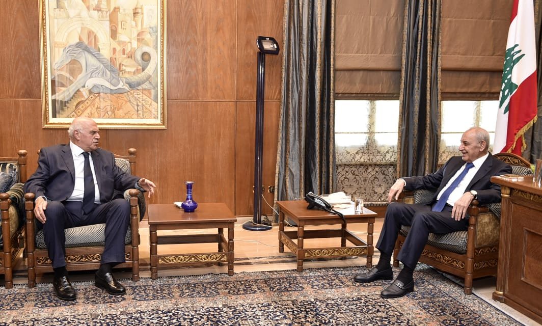 الرئيس بري استقبل السفير الروسي وعرض الأوضاع والمستجدات مع كتلة تجدد ، والتقى بعد الظهر الوزير السابق فارس بويز .