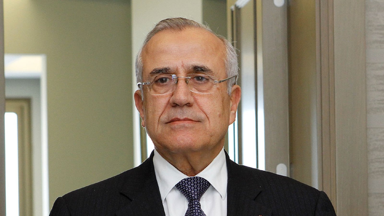 الرئيس سليمان: عادت عبارة القتل الى قاموس الصراعات من الباب العريض الرحمة لهؤلاء الملائكة الشهداء