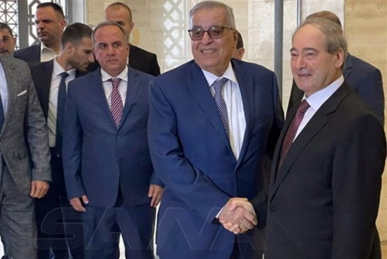 وزيرا خارجية لبنان وسوريا : العودة الكريمة للمهجرين السوريين وضرورة تحمل المجتمع الدولي  لمسؤولياته في المساعدة على تحقيق ذلك