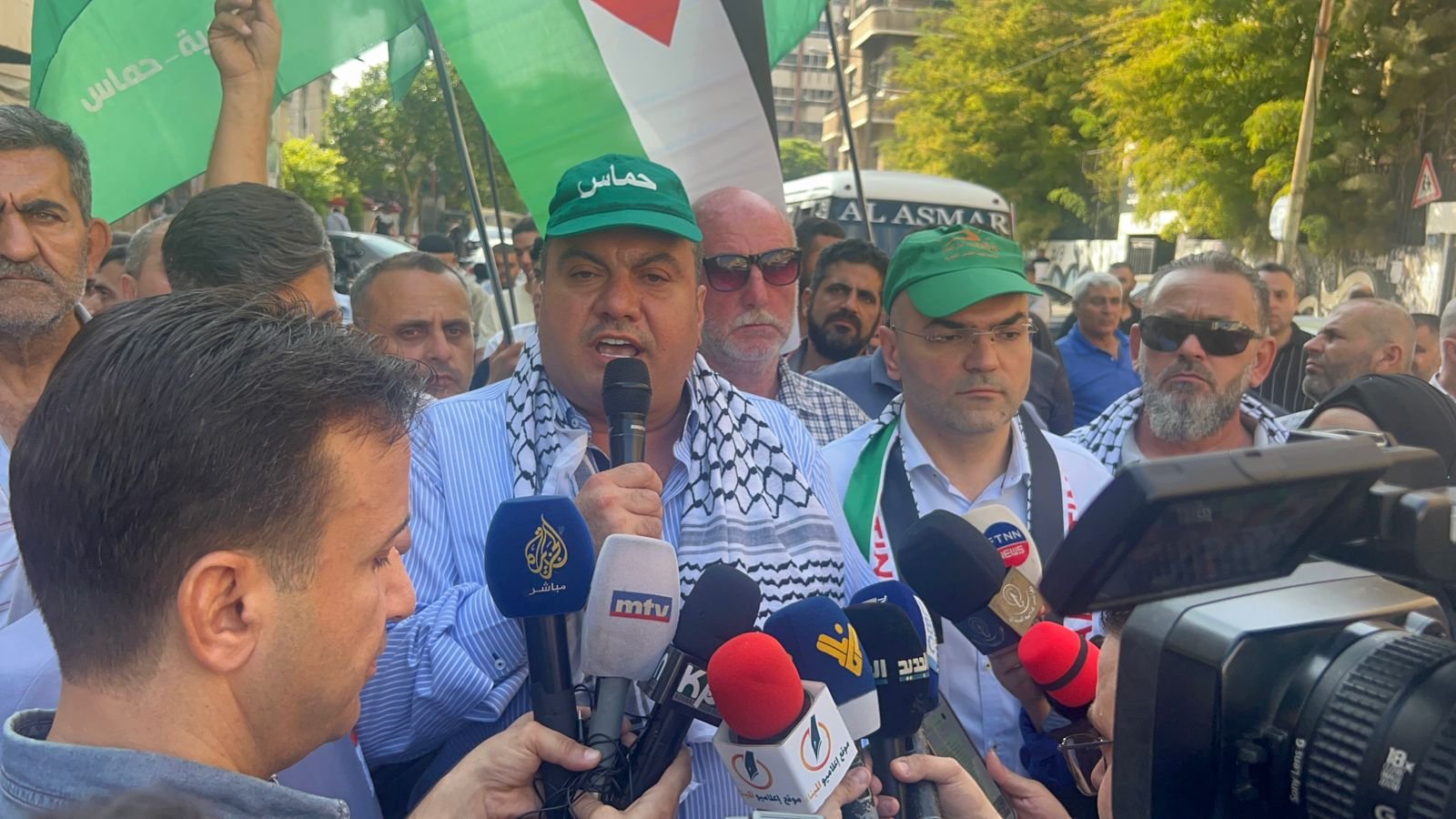 اعتصام جماهيري في طرابلس بدعوة من السيد والخير وعمال بلدية طرابلس