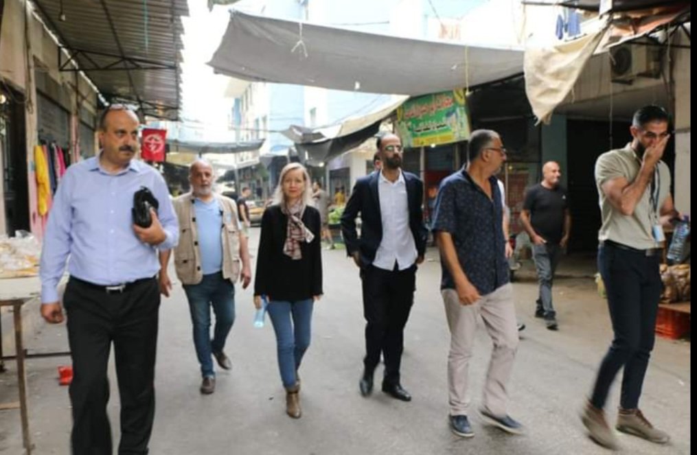 مديرة الأونروا في لبنان تزور مخيم نهر البارد